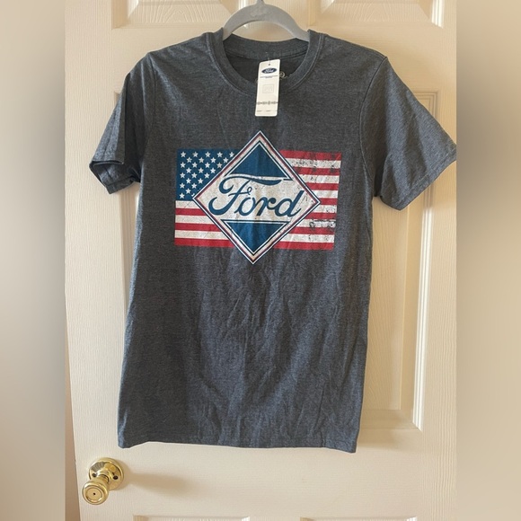 Ford Other - Ford tee shirt • NWT • size Mens small
